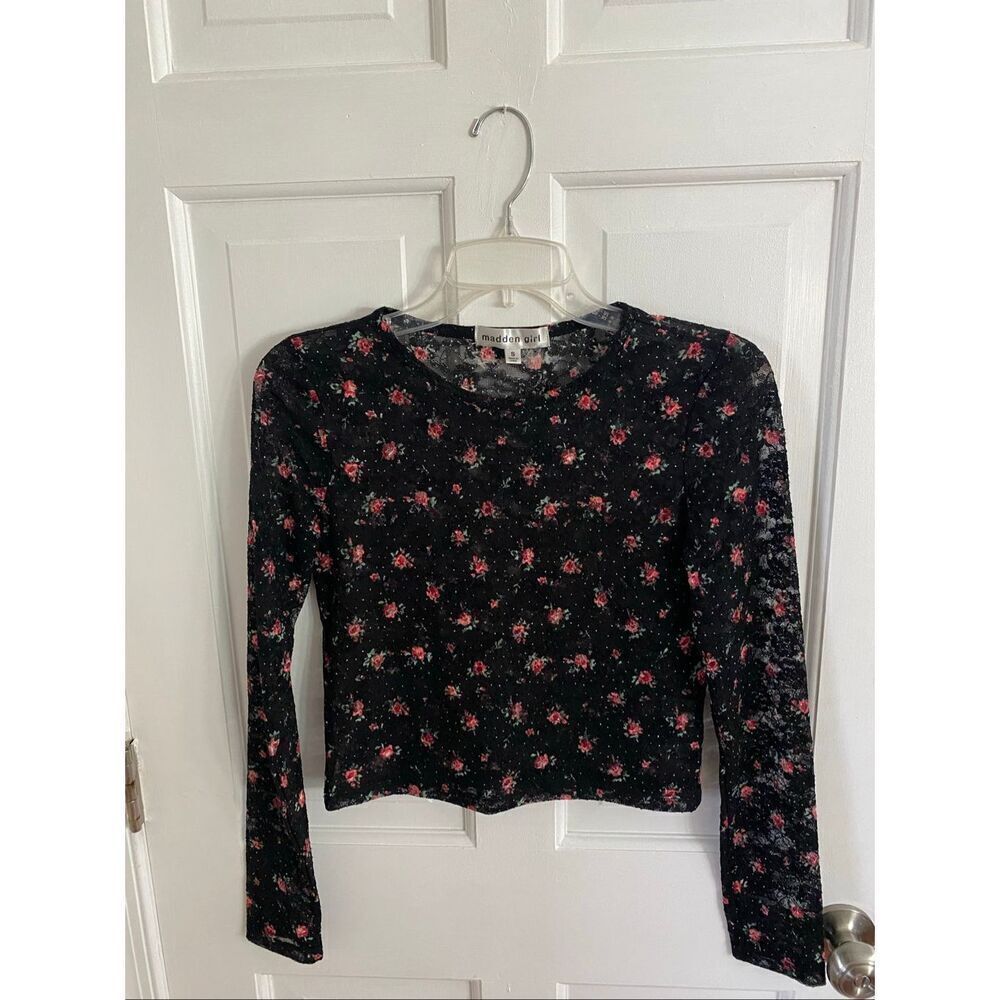 Madden Girl floral print cropped lace top size S